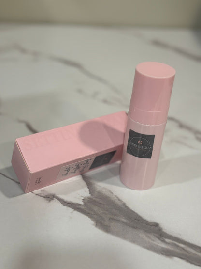 Soft Focus Setting Spray for Long-Lasting, Flawless Makeup Finish